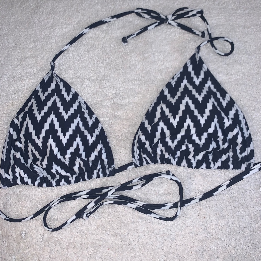 Gap Body Factory Triangle Bikini Top NWT